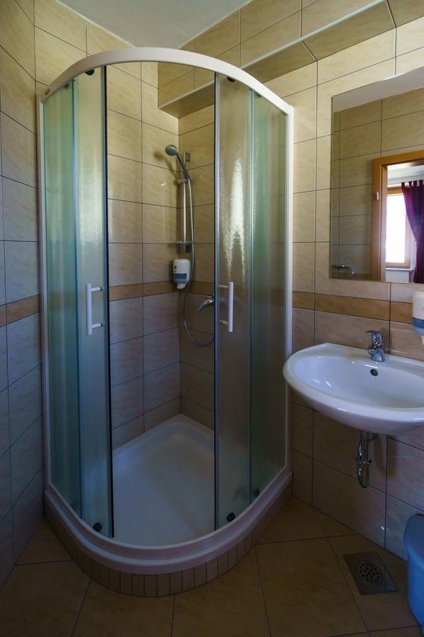Bed & Breakfast Karun Церклє-на-Горенськем Екстер'єр фото