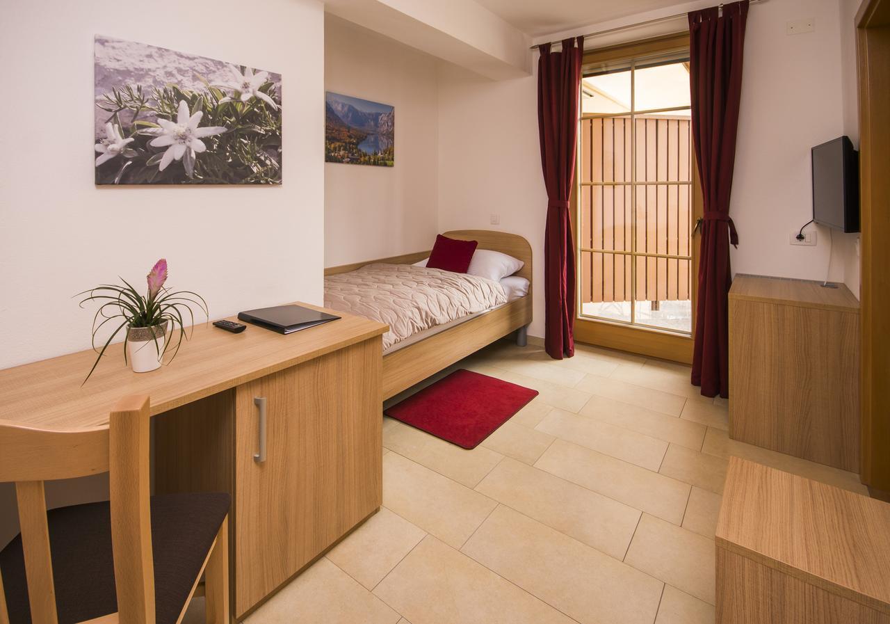 Bed & Breakfast Karun Церклє-на-Горенськем Екстер'єр фото