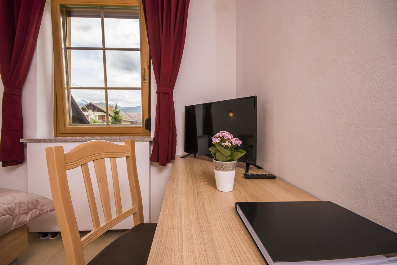 Bed & Breakfast Karun Церклє-на-Горенськем Екстер'єр фото